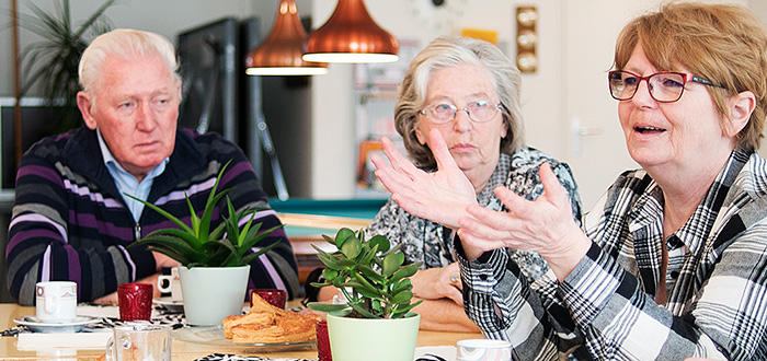 Groepswonen in het nieuws: Met alleen maar vijftigplussers in de buurt wonen