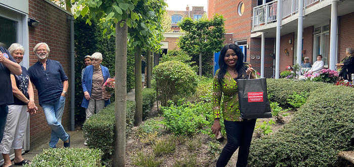 Ebere kookt voor woongroep de Doornhoek